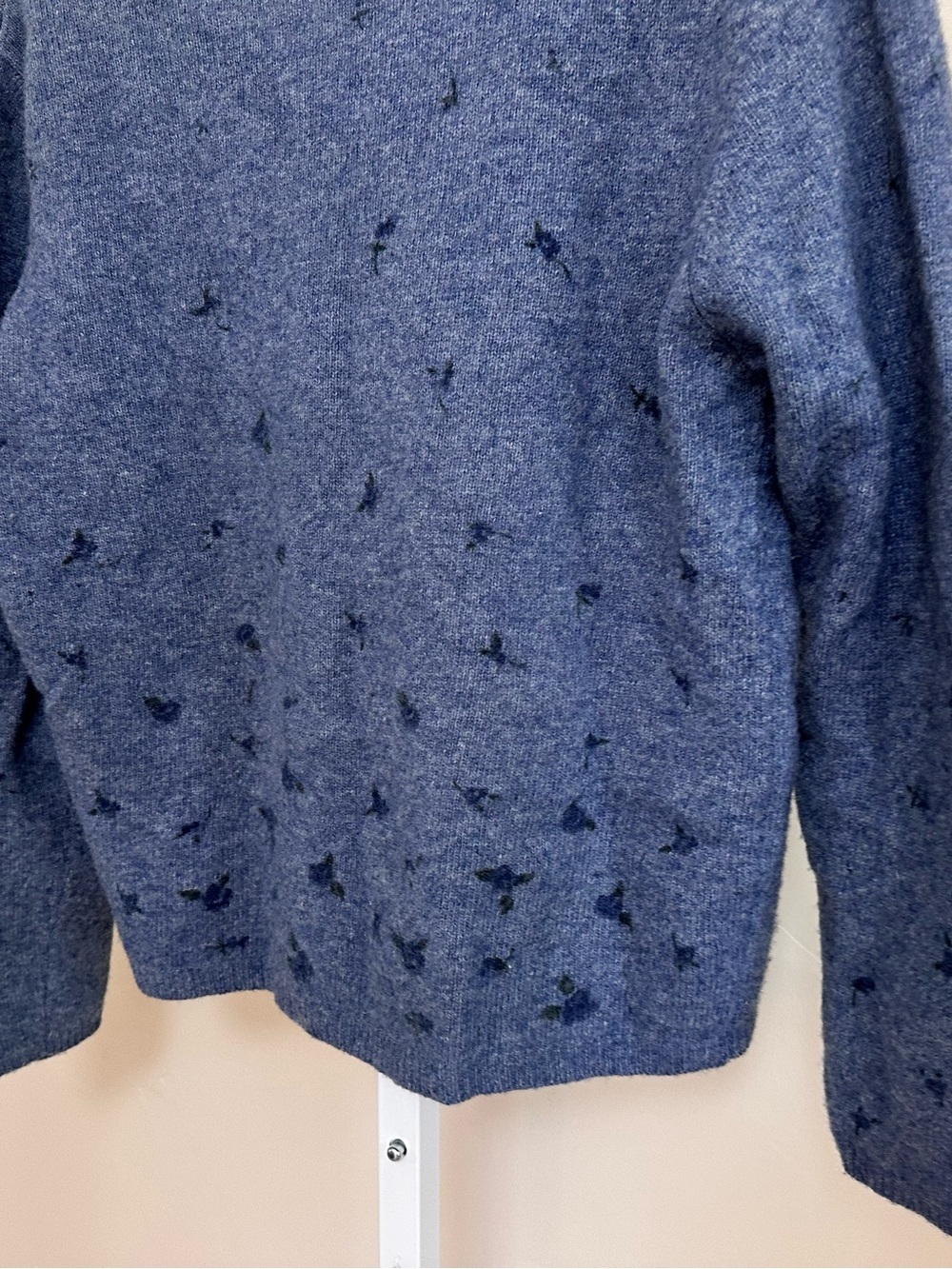 Vintage Cherokee Lambswool Cardigan XL Blue Embroidered Floral 90s - Picture 7 of 7